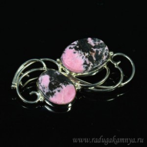 Брошь из родонита Веточка " 53*28мм.