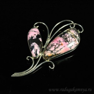 Брошь родонит " Веточка " , 71*44мм. Брошь родонит " Веточка " , 71*44мм.