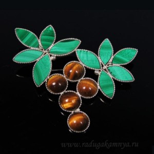 Брошь из малахита и тигрового глаза " Лоза " 63*48мм. Брошь из малахита и тигрового глаза " Лоза " 63*48мм.