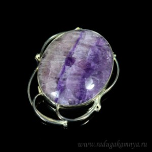 Брошь флюорит в посеребрении овал 62*47мм