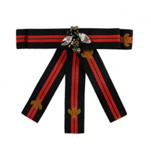 Брошь из текстиля с цирконами  цвет  красно-черный