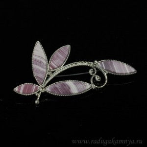 Брошь из яшмы полосатой "Веточка" малая 66*33мм., м5 Брошь из яшмы полосатой "Веточка" малая 66*33мм., м5