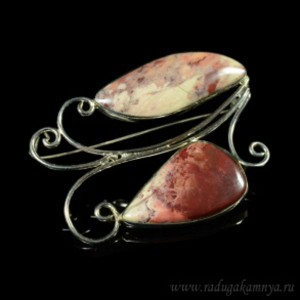 Брошь с яшмой 54*40мм. Брошь с яшмой 54*40мм.