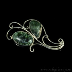 Брошь из серафинита 67*35мм.