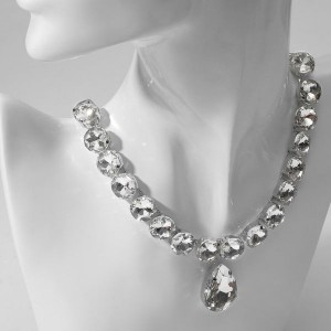 Колье "Драгоценность" капля, цвет белый, цвет серебристый