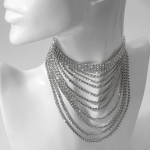 Колье "Водопад" волна, цвет белый, цвет серебристый, 25 см