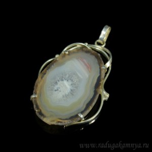 Кулон с агатом в посеребрении 36*56мм
