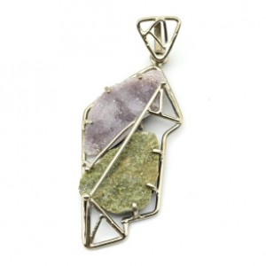 Кулон с аметистом и визувианом 27*60мм