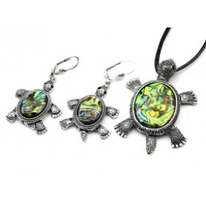 Комплект из перламутра гелиотис Кулон, серьги черепашка 40*55мм, 27*37мм, 46см