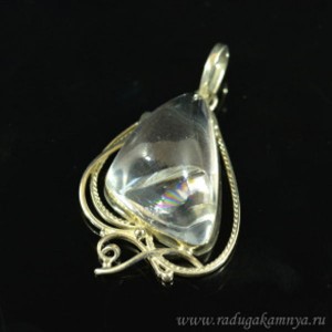 Кулон горный хрусталь 27*38мм.
