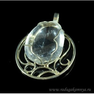 Кулон с горным хрусталем 35*37мм.