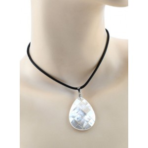 Кулон из белого перламутра мозаика капля 30*40мм, 43см Кулон из белого перламутра мозаика капля 30*40мм, 43см