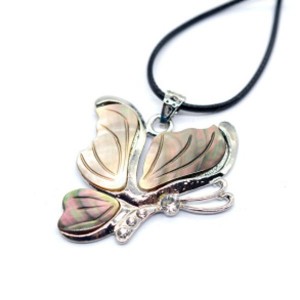 Кулон с перламутром "Бабочка" 45*47мм, 50см