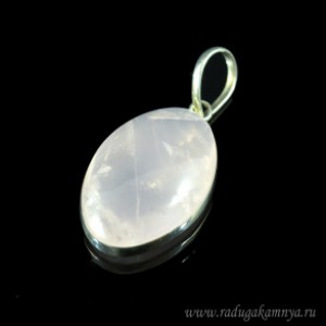 Кулон  из розового кварца " Овал " 21*32мм.