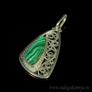 Кулон малахит 22*41мм.