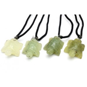 Кулон на шнурке из нефрита "Черепаха" 48см