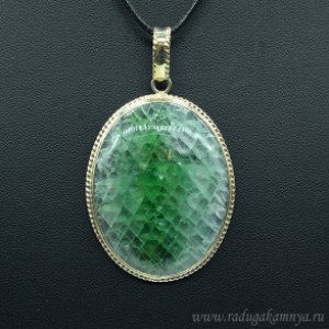 Кулон флюорит овал 37*46мм.