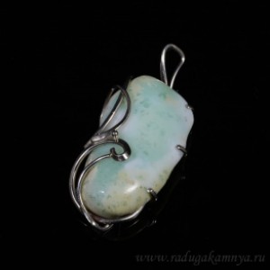 Кулон с хризопразом 28*48мм.