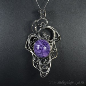 Кулон с чароитом, 55*85мм.