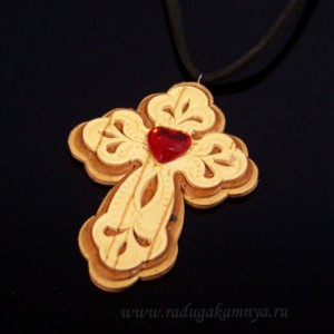 Кулон из бересты на шнурке "Крестик Резной" 42*62мм, 70см