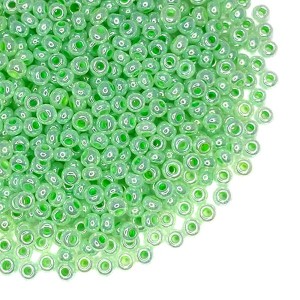 Бисер Чехия, размер 10, арт. 37154 непрозрачный салатовый, 10 грамм/упаковка