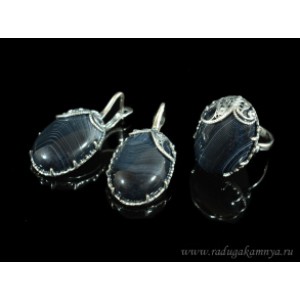 Кольцо и серьги с агатом .