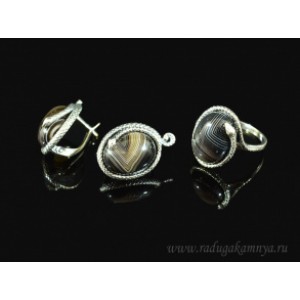 Кольцо и серьги с агатом