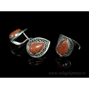 Кольцо и серьги авантюрин (имитация).