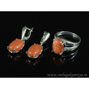 Кольцо и серьги с авантюрином (имитация) Кольцо и серьги с авантюрином (имитация)