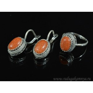 Кольцо и серьги с авантюрином (имитация) Кольцо и серьги с авантюрином (имитация)