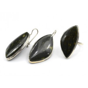 Кольцо и серьги змеевик " Грация " Кольцо и серьги змеевик " Грация "