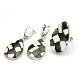 Кольцо и серьги "Мозаика" из нефрита и кахолонга