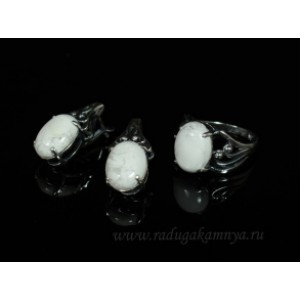 Кольцо и серьги кахолонг