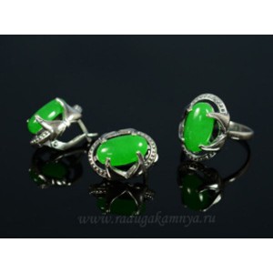 Кольцо и серьги кварц (имитация хризопраза) .
