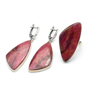 Кольцо и серьги родонит " Грация "