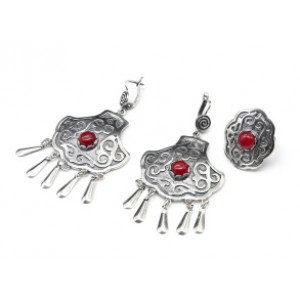 Кольцо и серьги (мельхиор) с рубином (иск.) Кольцо и серьги (мельхиор) с рубином (иск.)