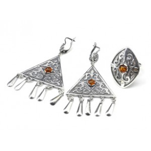 Кольцо и серьги (мельхиор) с янтарем