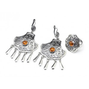 Кольцо и серьги (мельхиор) с янтарем Кольцо и серьги (мельхиор) с янтарем