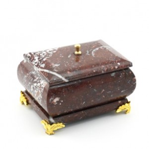 Шкатулка из креноида мыльница с фурнитурой 90*60*60мм Шкатулка из креноида мыльница с фурнитурой 90*60*60мм