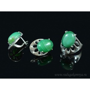 Кольцо и серьги с агатом тонированным, цвет зеленый Кольцо и серьги с агатом тонированным, цвет зеленый
