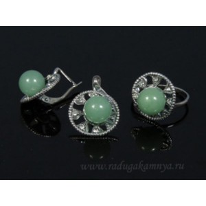 Кольцо и серьги с кварцем ( (имитация) нефрита ) .