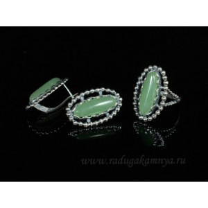 Кольцо и серьги с кварцем (имитация нефрита)