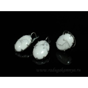 Кольцо и серьги с кахолонгом