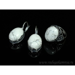 Кольцо и серьги с кахолонгом