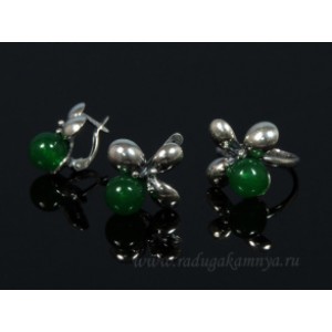 Кольцо и серьги с кварцем (имитация хризопраза) .