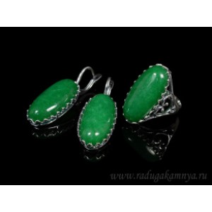 Кольцо и серьги с кварцем (имитация хризопраза) Кольцо и серьги с кварцем (имитация хризопраза)