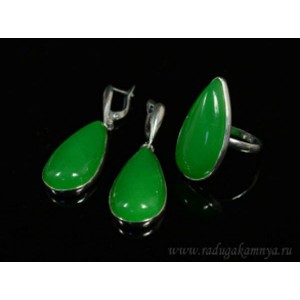 Кольцо и серьги с кварцем (имитация хризопраза) . Кольцо и серьги с кварцем (имитация хризопраза) .
