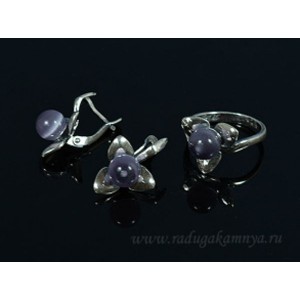 Кольцо и серьги с кошачьим глазом, цвет сиреневый Кольцо и серьги с кошачьим глазом, цвет сиреневый