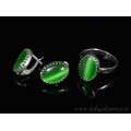 Кольцо и серьги с кошачьим глазом, цвет зеленый Кольцо и серьги с кошачьим глазом, цвет зеленый