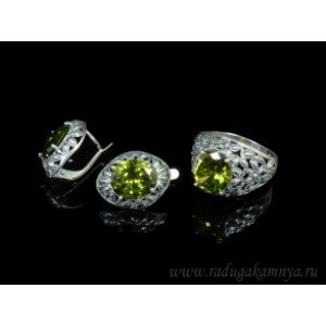 Кольцо и серьги с цирконом искусственным, цвет олива